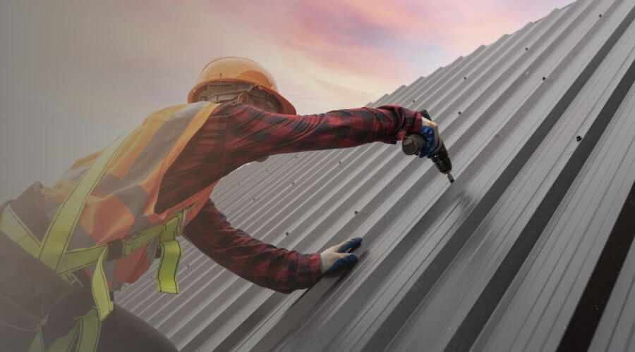 Professional gutter cleaning in Pilgrim, KY